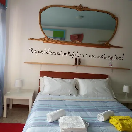 Hostelin De La Comare Bed and Breakfast *