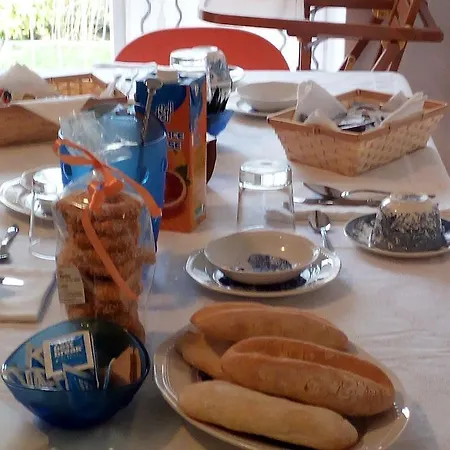 Hostelin De La Comare Bed & Breakfast