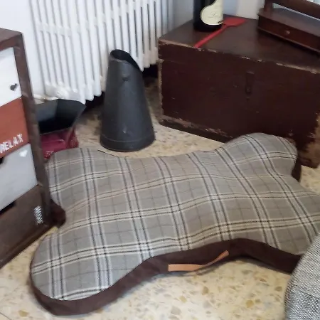 Hostelin De La Comare * Ballabio